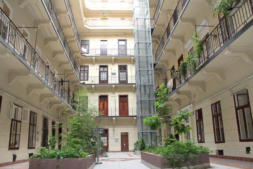 Hunyadi Ter Apartments Будапешт Номер фото